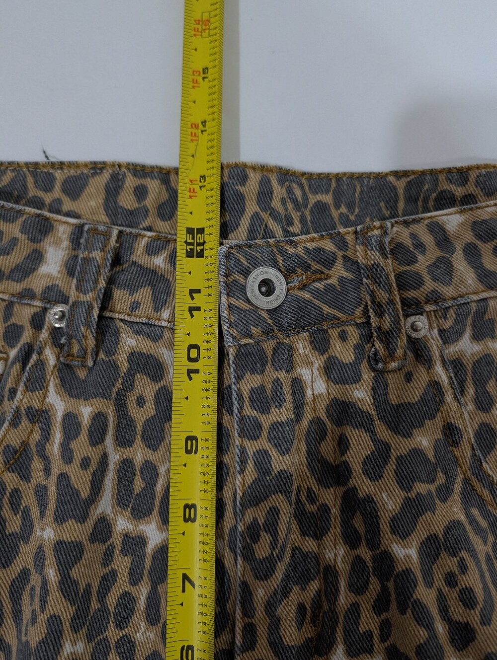 Women's Leopard Print Wide Leg Jeans Size M High Rise Denim Pants Y2K Retro - Picture 10 of 11